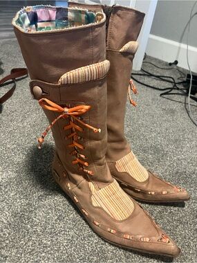 Women's Boots Dkode Brown Lace-Up boots hand crafted